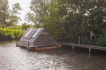 Floating Lodge Floß Fort Uitermeer