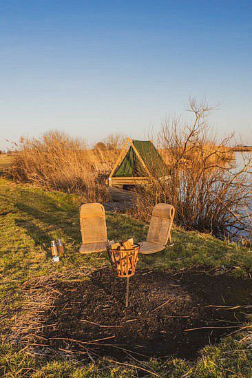 Mikroabenteuer Floßurlaub in der Wildnis bei Amsterdam