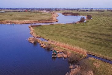 Mikroabenteuer Floßurlaub in der Wildnis bei Amsterdam