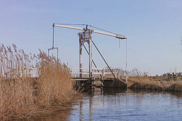 Mikroabenteuer Floßurlaub in der Wildnis bei Amsterdam