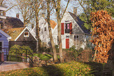 Mikroabenteuer Floßurlaub in der Wildnis bei Amsterdam