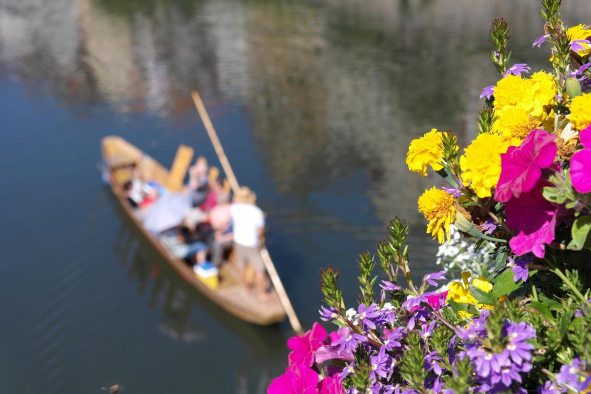Stocherkahnfahren in Tübingen