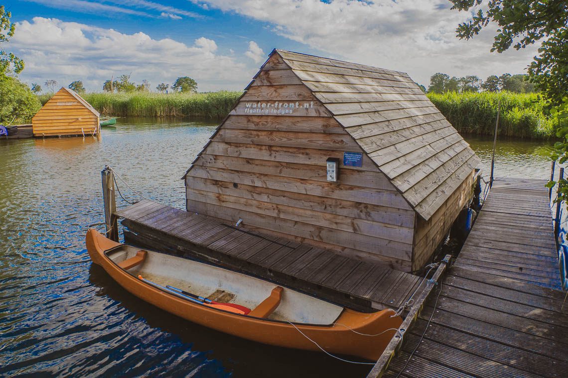 Floating Lodge Floß Fort Uitermeer