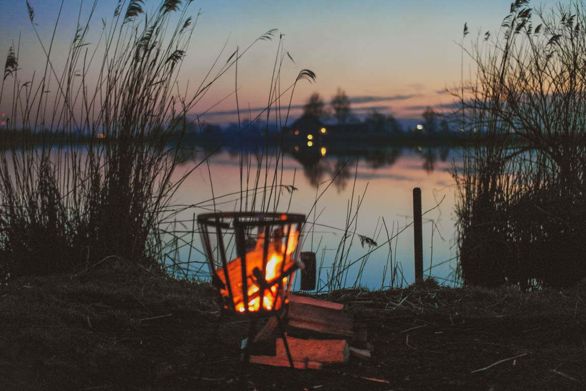 Mikroabenteuer Floßurlaub in der Wildnis bei Amsterdam